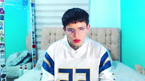 mod online show from 03/03/26, 05:46