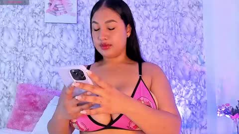 Snapshot of _karenestrada_ chatting on 05/07/26, 06:30 Karen online show from 05/07/26, 06:30