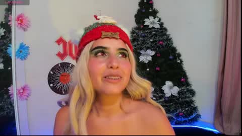 Snapshot of _karine01 chatting on 12/24/24, 11:06 _karine01 online show from 12/24/24, 11:06