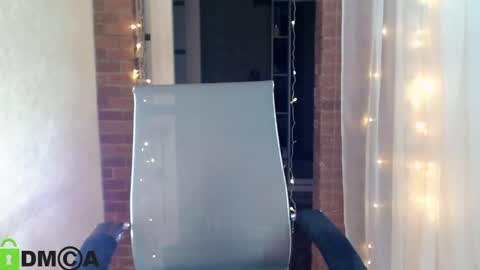 Snapshot of _karolina chatting on 02/26/25, 06:43 karolina online show from 02/26/25, 06:43