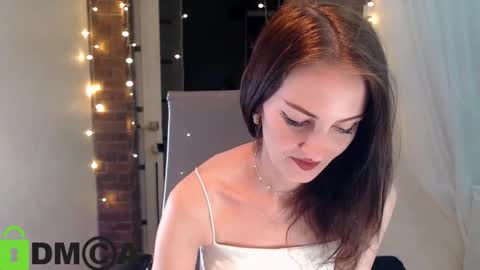 Snapshot of _karolina chatting on 09/30/25, 06:35 karolina online show from 09/30/25, 06:35