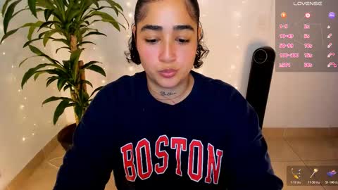     online show from 12/20/25, 01:23