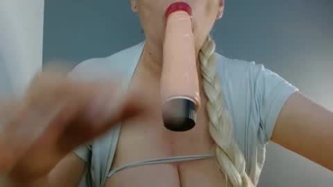 Keiila online show from 04/05/26, 09:12