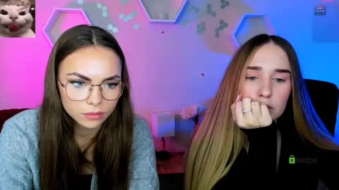 _kellykitten_ online show from 12/02/25, 09:47