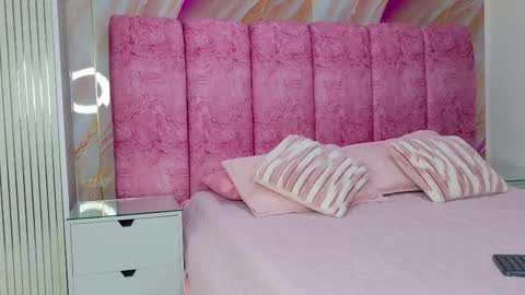 Kendall online show from 03/28/26, 12:16