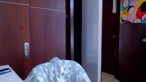  Dani  online show from 02/12/25, 05:37