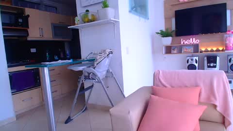  Dani  online show from 09/19/25, 08:53