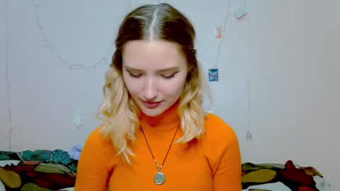 Snapshot of _kikiclark_ chatting on 10/02/25, 09:00 _kikiclark_ online show from 10/02/25, 09:00