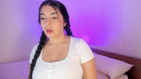 _kimtorres_1 online show from 04/04/26, 04:33