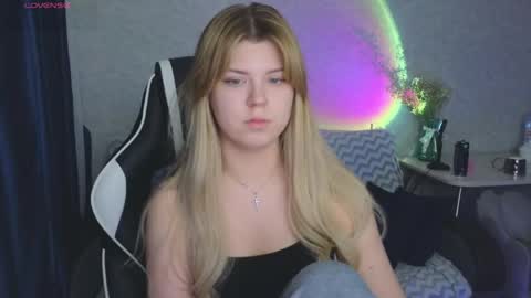 Molly   Emily online show from 04/30/26, 09:30