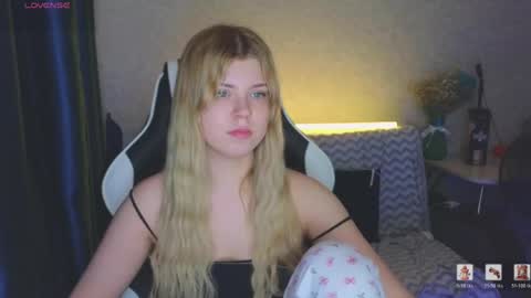Molly   Emily online show from 05/17/26, 08:38
