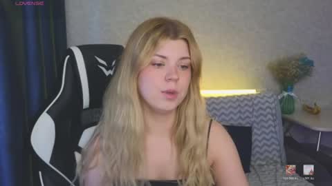 Molly   Emily online show from 05/18/26, 04:46