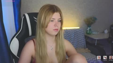 Molly   Emily online show from 05/25/26, 04:46