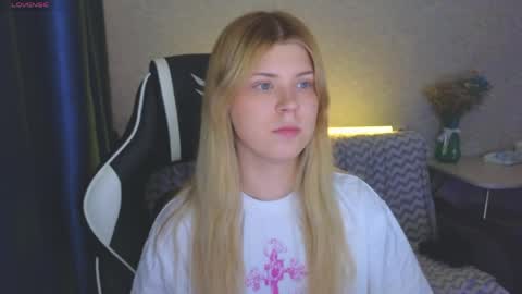 Molly   Emily online show from 05/27/26, 08:28
