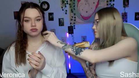 _kitekat_ online show from 01/13/26, 10:31