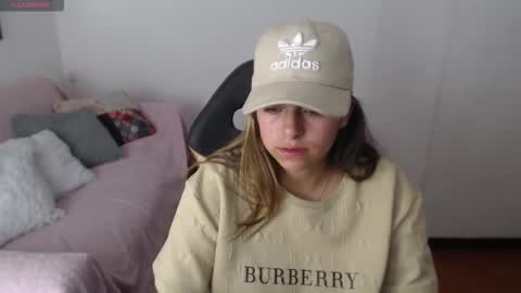 _kitten_1 online show from 12/20/25, 11:23