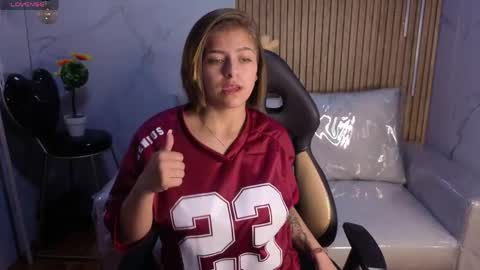 _kitten_1 online show from 04/14/26, 03:12