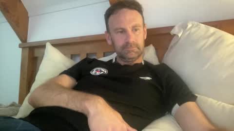 Snapshot of _kiwi_cock chatting on 10/13/25, 10:43 Kiwi online show from 10/13/25, 10:43