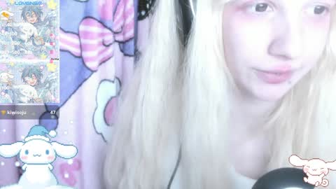  kuro  online show from 12/15/24, 07:42