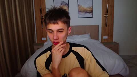 Snapshot of _kurt chatting on 02/20/25, 10:48 Kurt online show from 02/20/25, 10:48