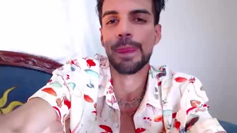 KURT online show from 10/22/25, 02:28