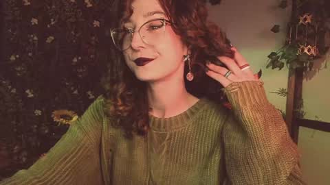 Snapshot of _lady_luna_ chatting on 01/13/25, 01:56 Lady Luna online show from 01/13/25, 01:56