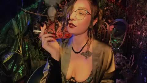 Lady Luna online show from 05/12/26, 10:40