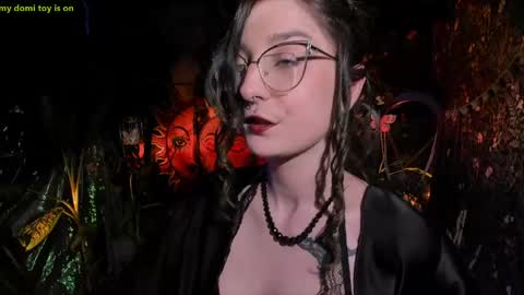 Lady Luna online show from 05/16/26, 10:30