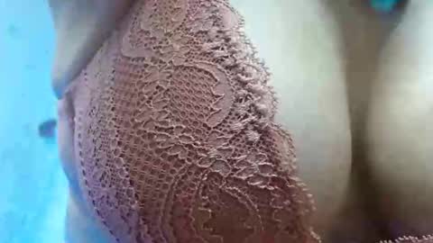 SANDRA online show from 11/11/25, 05:18