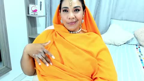 Snapshot of _lakshmi_hotx chatting on 12/06/24, 03:44 NAILHA SAJANI online show from 12/06/24, 03:44