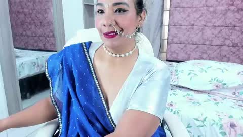 Snapshot of _lakshmi_hotx chatting on 03/01/25, 02:44 NAILHA SAJANI online show from 03/01/25, 02:44