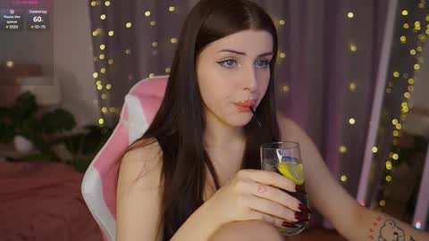 Snapshot of _lala_land_ chatting on 01/22/25, 11:45 Im sweet Lettie ntmu - online show from 01/22/25, 11:45