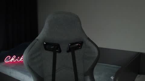 _lalune_ online show from 12/05/25, 03:09