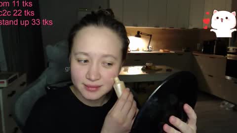 _lalune_ online show from 01/31/26, 08:07