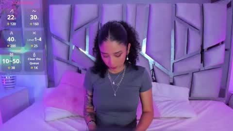 Lanna  online show from 02/25/25, 11:41