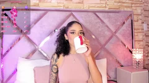 Lanna  online show from 11/24/25, 11:21