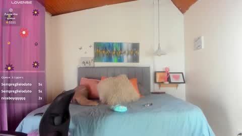 paulina  online show from 10/19/25, 11:22