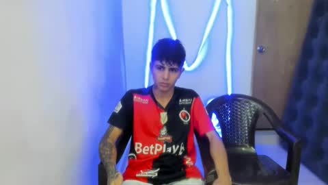 _latinhot_420 online show from 04/05/26, 08:06