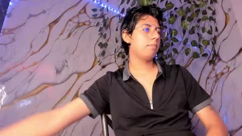 Snapshot of _latinsexy chatting on 05/30/26, 02:47 _latinsexy online show from 05/30/26, 02:47