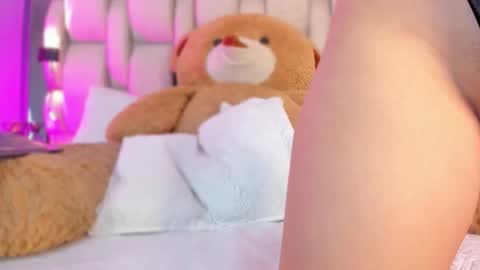     online show from 10/29/25, 08:54