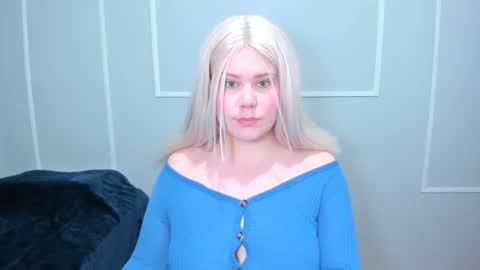 leana online show from 11/26/25, 02:18