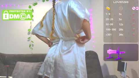 Snapshot of _leiablackley_ chatting on 03/12/26, 05:52 Sharon and Ed online show from 03/12/26, 05:52