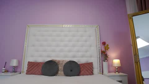 Lena Paul online show from 12/23/25, 04:10