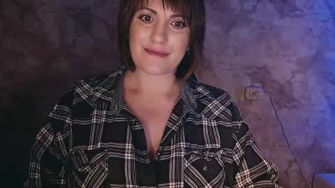 Letty online show from 12/21/24, 12:31