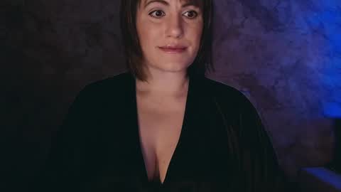 Letty online show from 02/06/25, 09:38