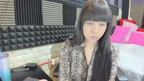 lexie online show from 02/09/26, 05:11