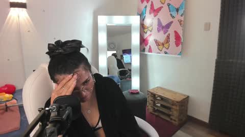 Lili  online show from 01/17/25, 01:47