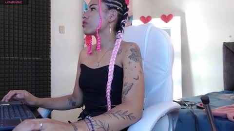 Lili  online show from 03/02/25, 08:50