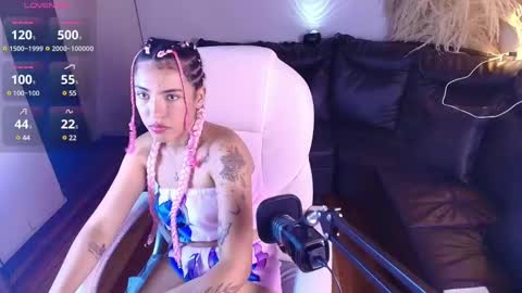 Lili  online show from 03/03/25, 10:42
