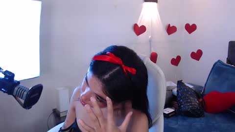 Lili  online show from 03/10/25, 08:56